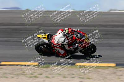 media/Apr-05-2024-Apex Assassins-CVMA Friday Practice (Fri) [[ee2ef04f2b]]/3-Racer 2/Session 3 (Bowl Speed Pans)/
